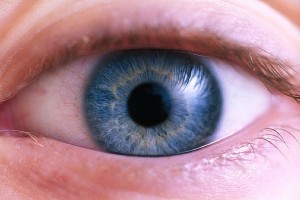 Senzația de arsură a ochilor: cauze și tratament